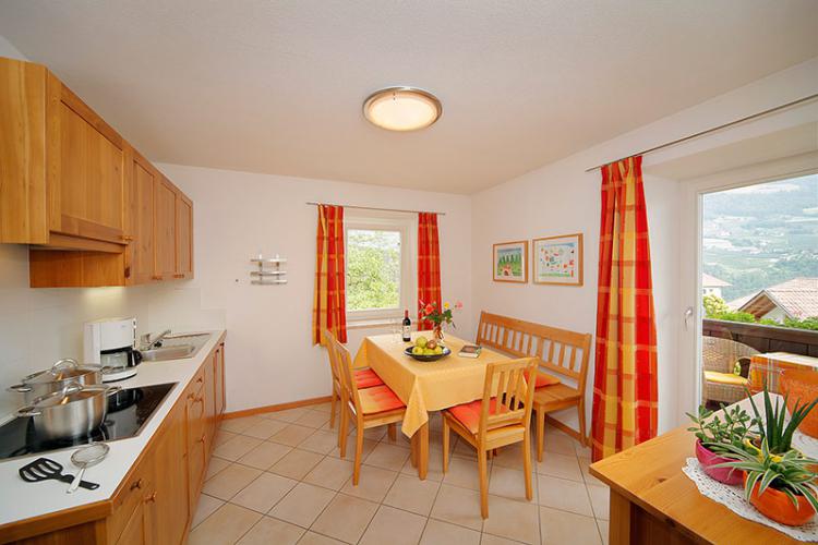 Kitchen with sitting area